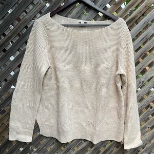 Waffle gap sweater